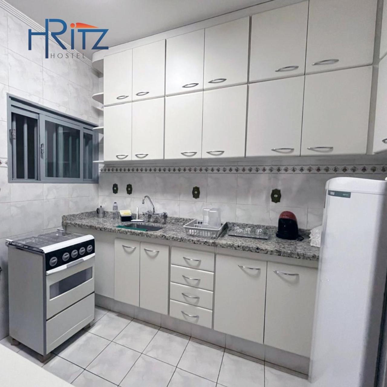 Ritz Hostel Арасатуба Экстерьер фото