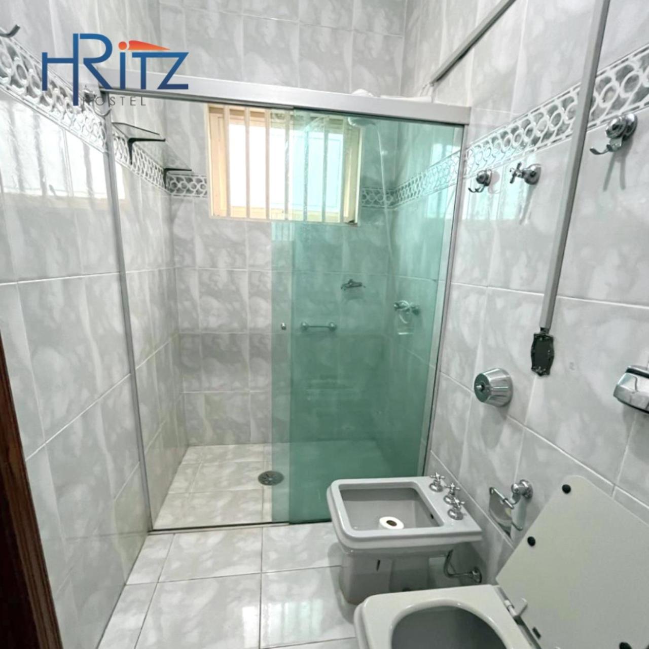 Ritz Hostel Арасатуба Экстерьер фото