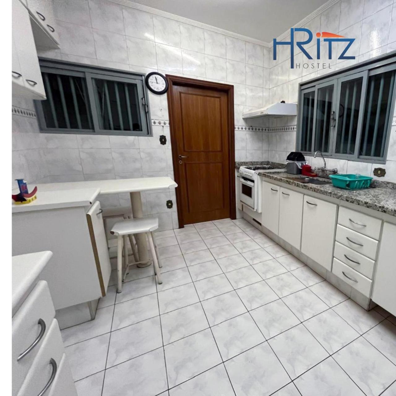 Ritz Hostel Арасатуба Экстерьер фото